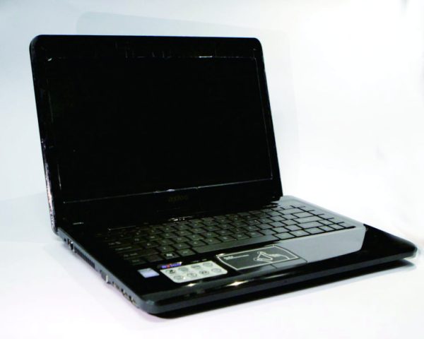 Laptop Second Axioo Neon HNM 5520